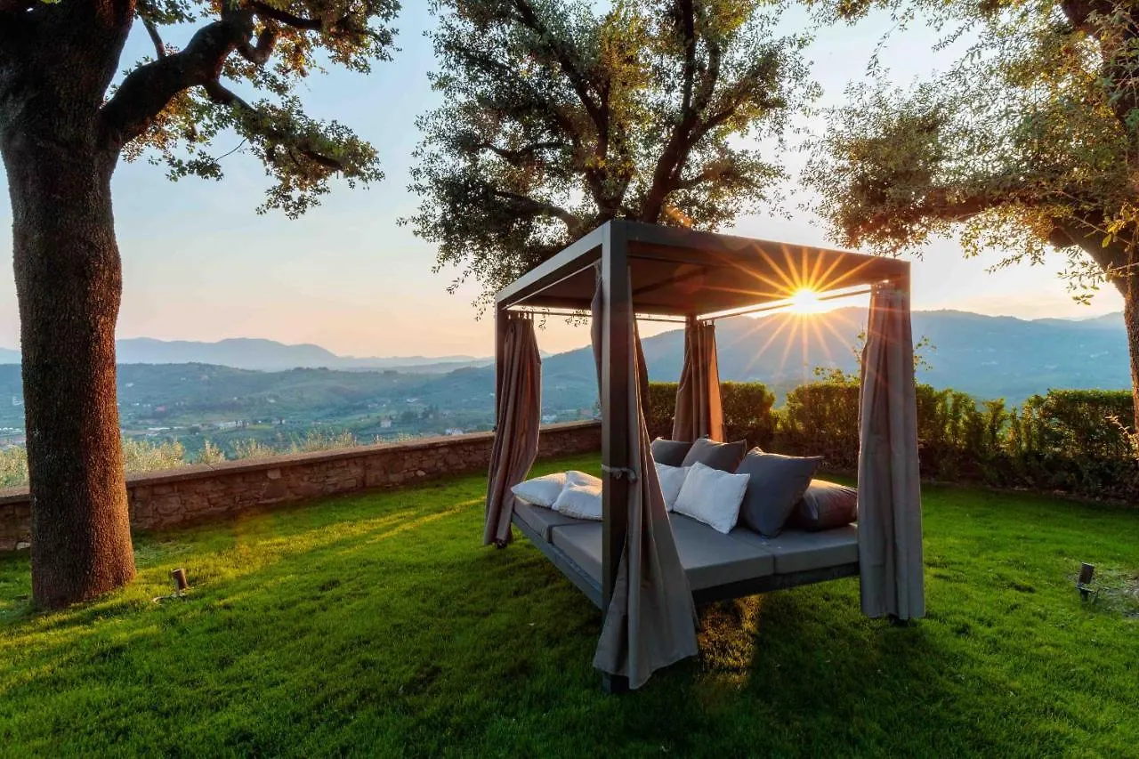 Villa Il Castello Lucques 0*,