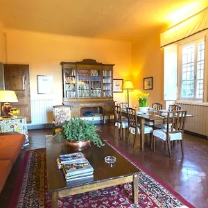 Ciciana Villa